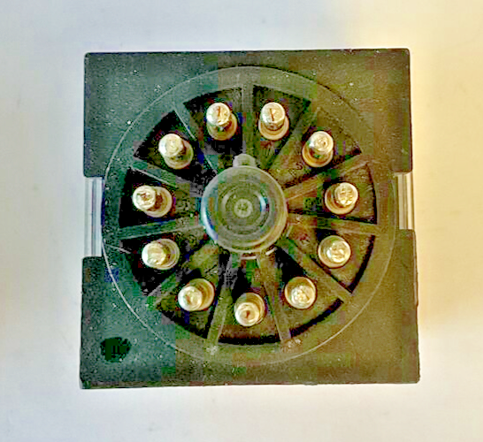 OMRON MKS3PIN-5 RELAY 250VAC 30VDC 10A 50/60HZ ***LOTOF2***