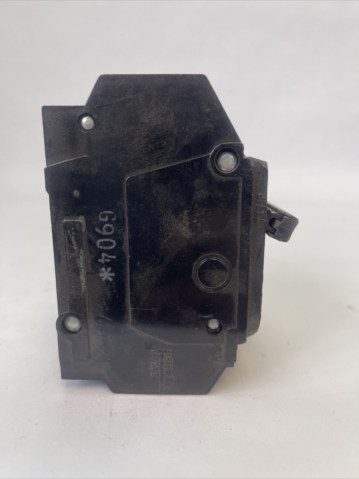 GE THQC32015 CIRCUIT BREAKER 240VAC 15AMP 3POLE