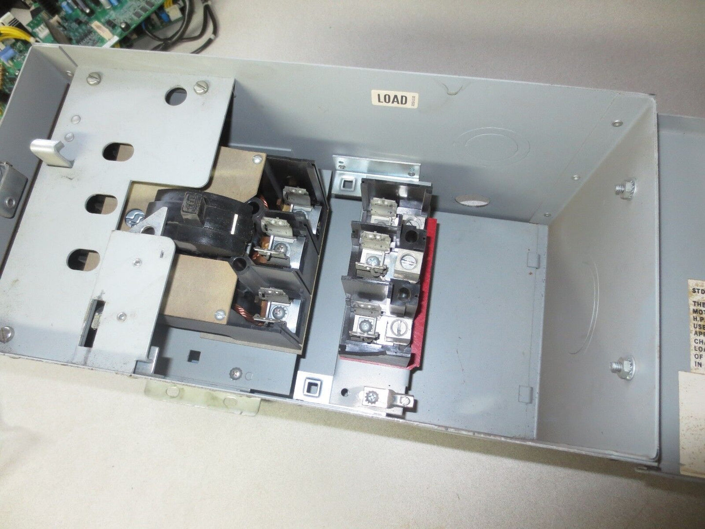 ARROW-HART / EATON PFA322 BUS PLUG / SAFETY SWITCH 240VAC, 60A, 200kA