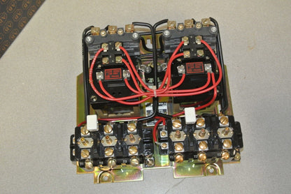 ALLEN-BRADLEY 715X-A0D11 / 715X-AOD11 TWO-SPEED STARTER 110/120V - NEW SURPLUS