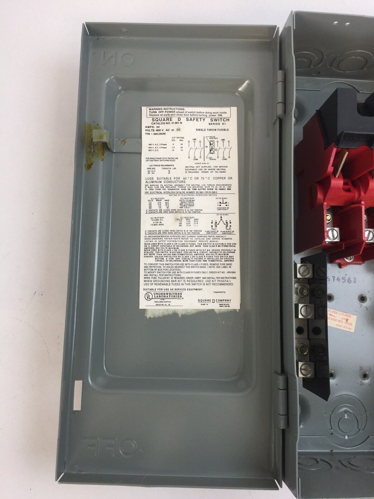 SQUARE D H-361 N NON FUSIBLE SAFETY SWITCH SER E1 600V 30A 30HP 3 POLE TYPE 1