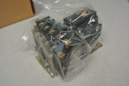 ALLEN-BRADLEY 700-BR600B12 / AC CONTROL RELAY / 12V, 50Hz / 6 N.O. / NEW SURPLUS
