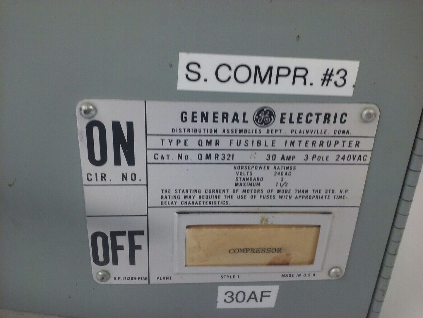 GE TYPE QMR QMR321L QMR321R TWIN FUSIBLE INTERRUPTER SWITCH 30A 240V W/HARDWARE