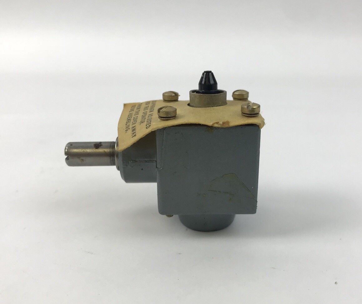 ALLEN BRADLEY Z16067 OPERATING HEAD,BUL 802T,OILTIGHT LIMIT SWITCH,TYPE A2, NEW