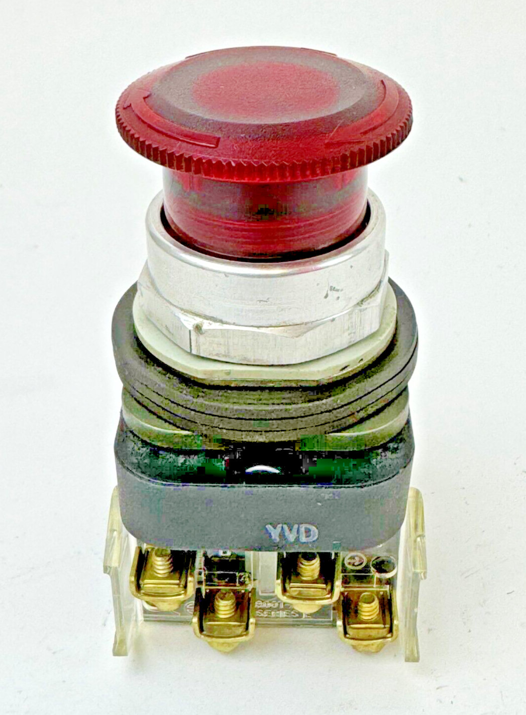 ALLEN-BRADLEY - 800T-FXP16 A1 SER. T - RED MUSHROOM PUSH/PULL BUTTON W/ 800T-XA1
