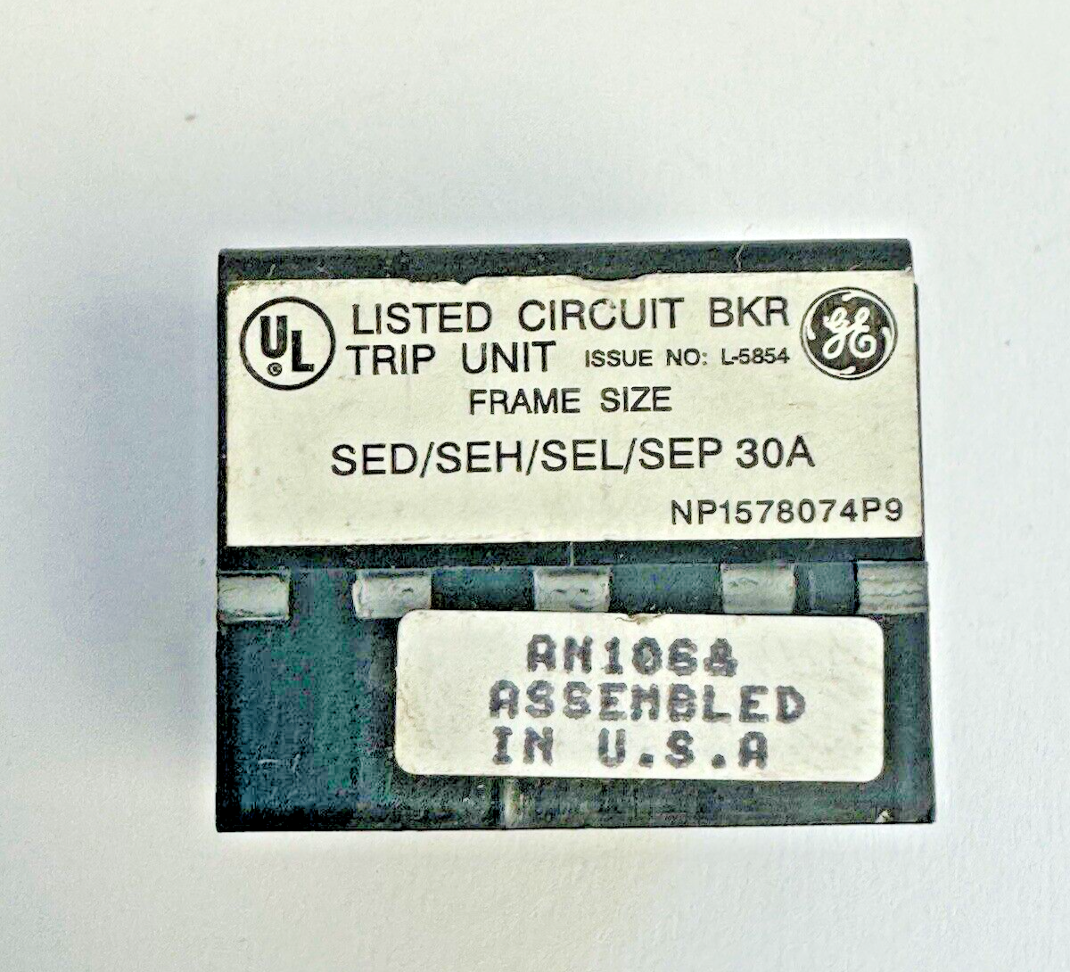 GE - SRPE30A20 - RATING PLUG W/ ADJUSTABLE INSTANTANEOUS TRIP - 20 AMP