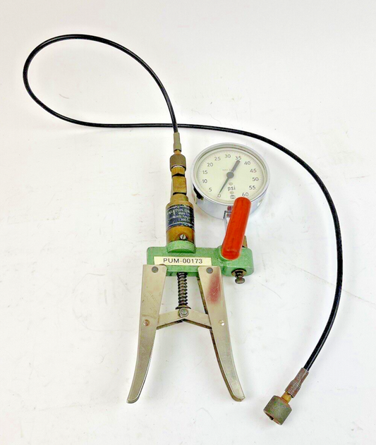 RALSTON INSTRUMENTS - HYDRAULIC HAND PUMP - 0-60 PSI - PUM 00173 - CALIBRATOR
