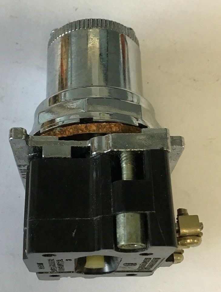 CUTLER HAMMER 10250T6033 ILLUMINATOR SELECTOR SWITCH