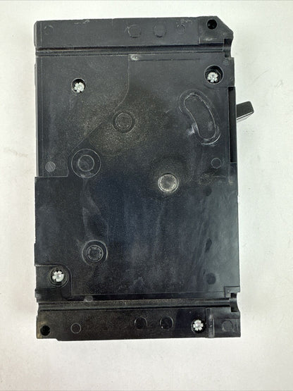 SIEMENS ITE ED21B015 MOLDED CASE CIRCUIT BREAKER 15A 1P 120VAC 125VDC (BOX OF 3)