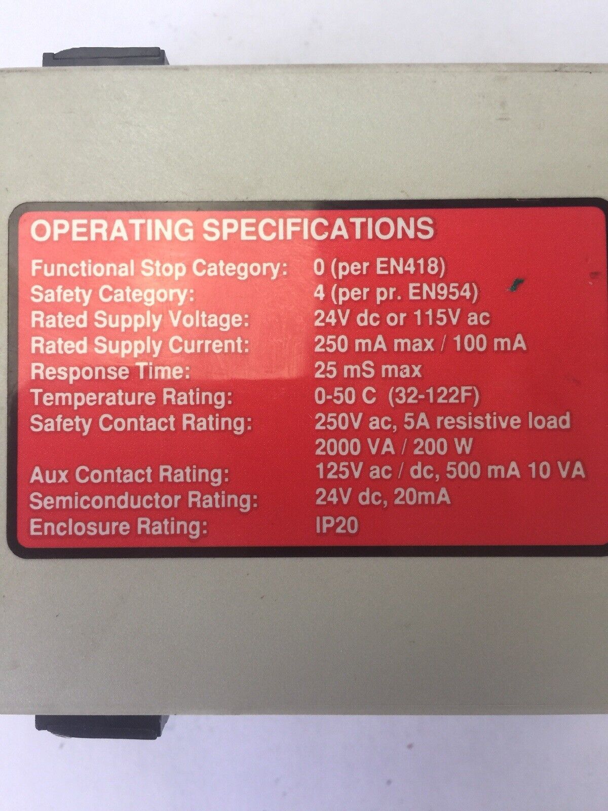 BANNER ES-GA-5A MACHINE SAFETY RELAY 24VDC OR 115VAC 250mA/100mA