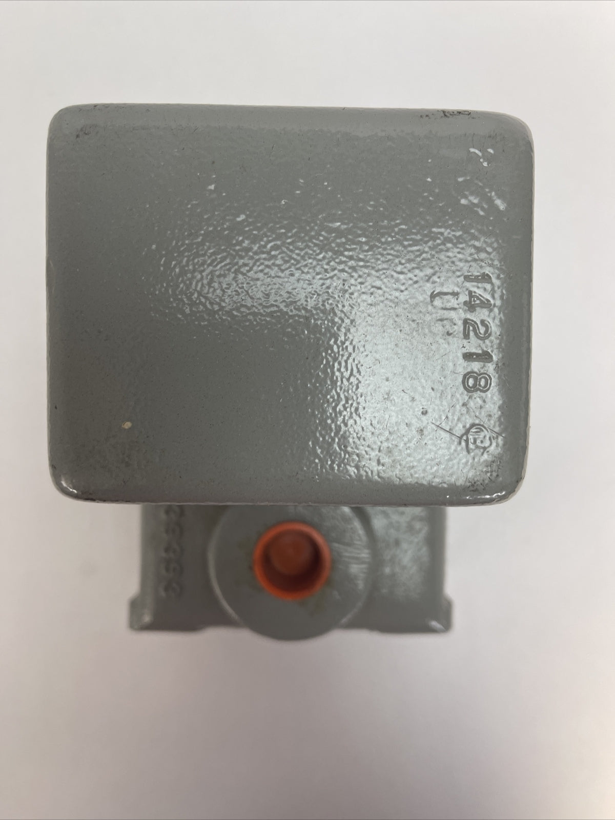 TELEMECANIQUE 2080-ZQ11 PUSHBUTTON STATION 600VAC