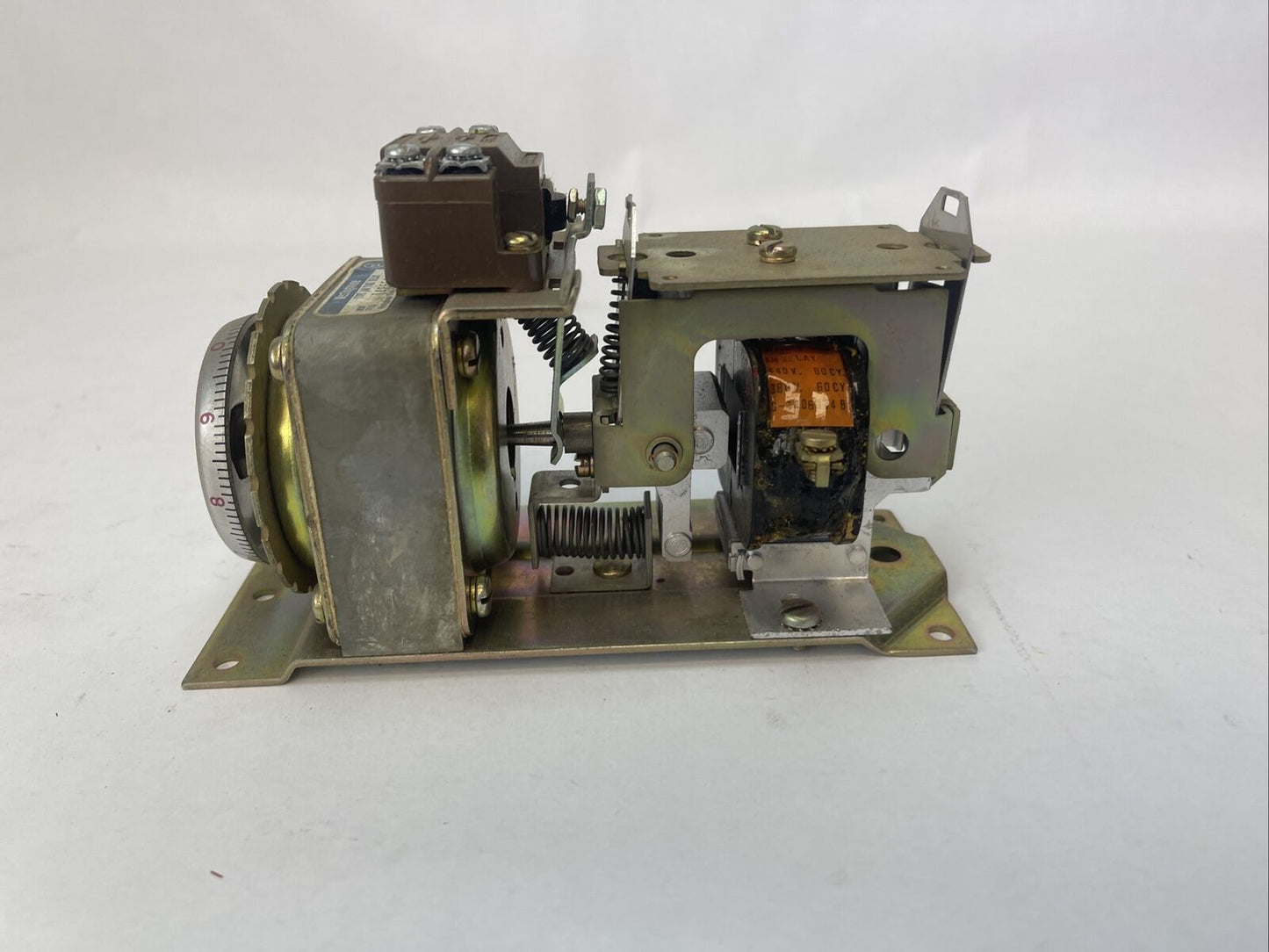 WESTINGHOUSE 1486567 TYPE AM TIME RELAY 600V FIXED CONTACTS COIL 440V 60CY