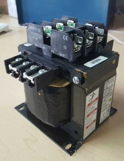SQUARE D TRANSFORMER 9070TF300D1 W/QUICK CONNECT TERMINAL 600V 300VA 30A LR21455