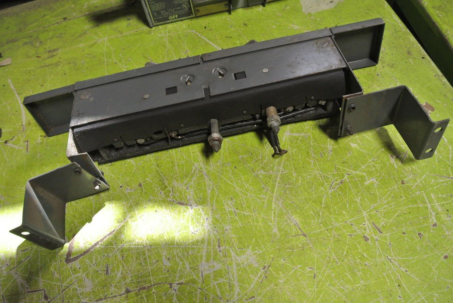 I-T-E V7A2211MR CLAMPMATIC VACU-BREAK FUSIBLE PANELBOARD SWITCH 250V, 30A