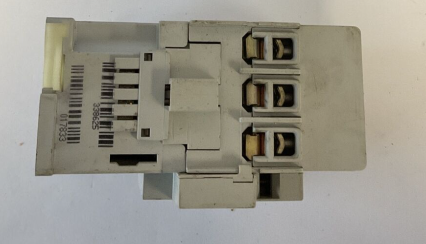 ALLEN BRADLEY 100-C37*00 CONTACTOR SER.B W/100-S SER.A W/100-FSC280 SER.A