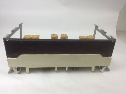 GE SPECTRA SERIES AML3800ND MAIN LUG ASSEMBLY 800 AMP 600V MAX 3 POLES