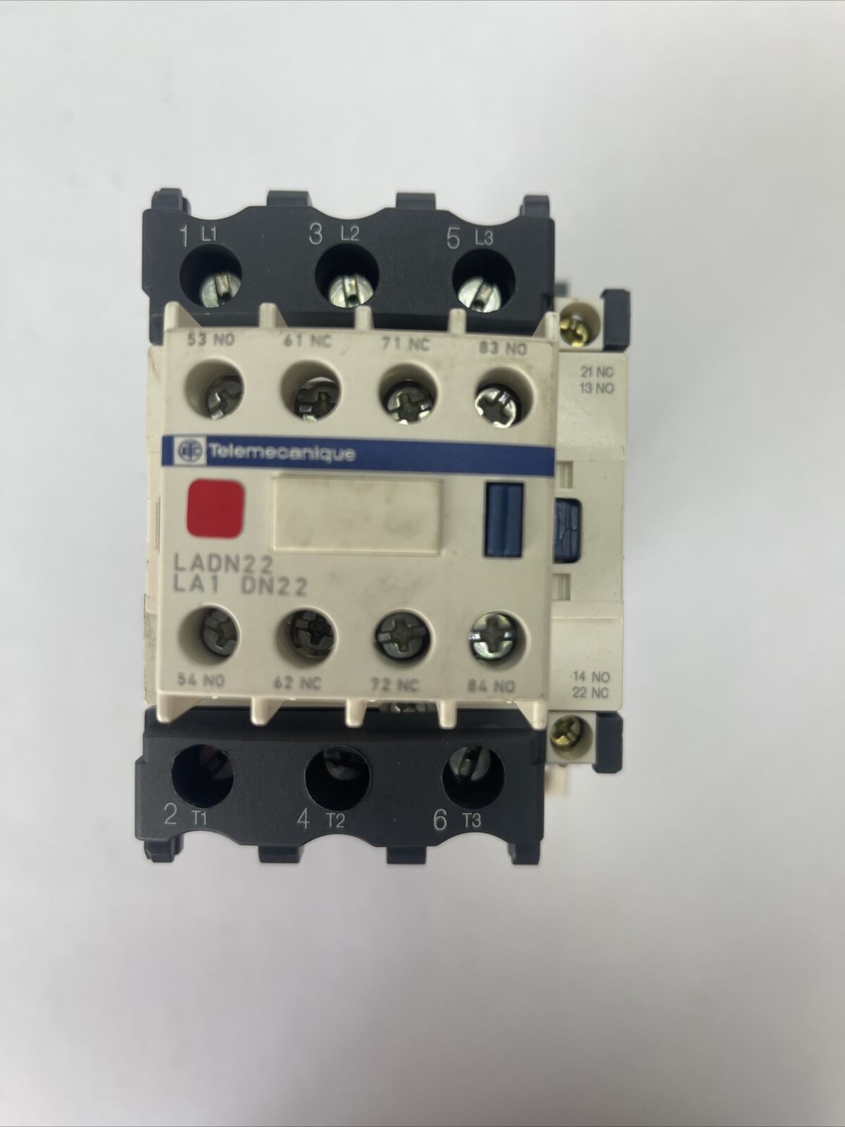 TELEMECANIQUE LC1 D65 CONTACTOR 80A 600VAC COIL 24VDC LADN22 LA4 DB 3B 24VDC