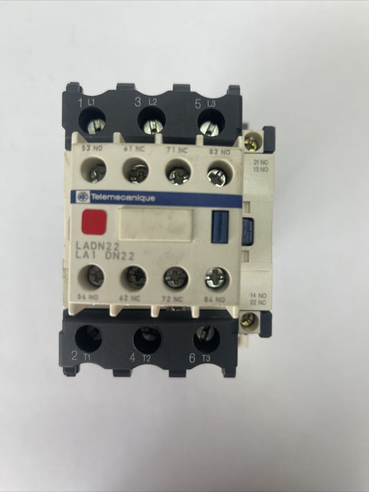TELEMECANIQUE LC1 D65 CONTACTOR 80A 600VAC COIL 24VDC LADN22 LA4 DB 3B 24VDC