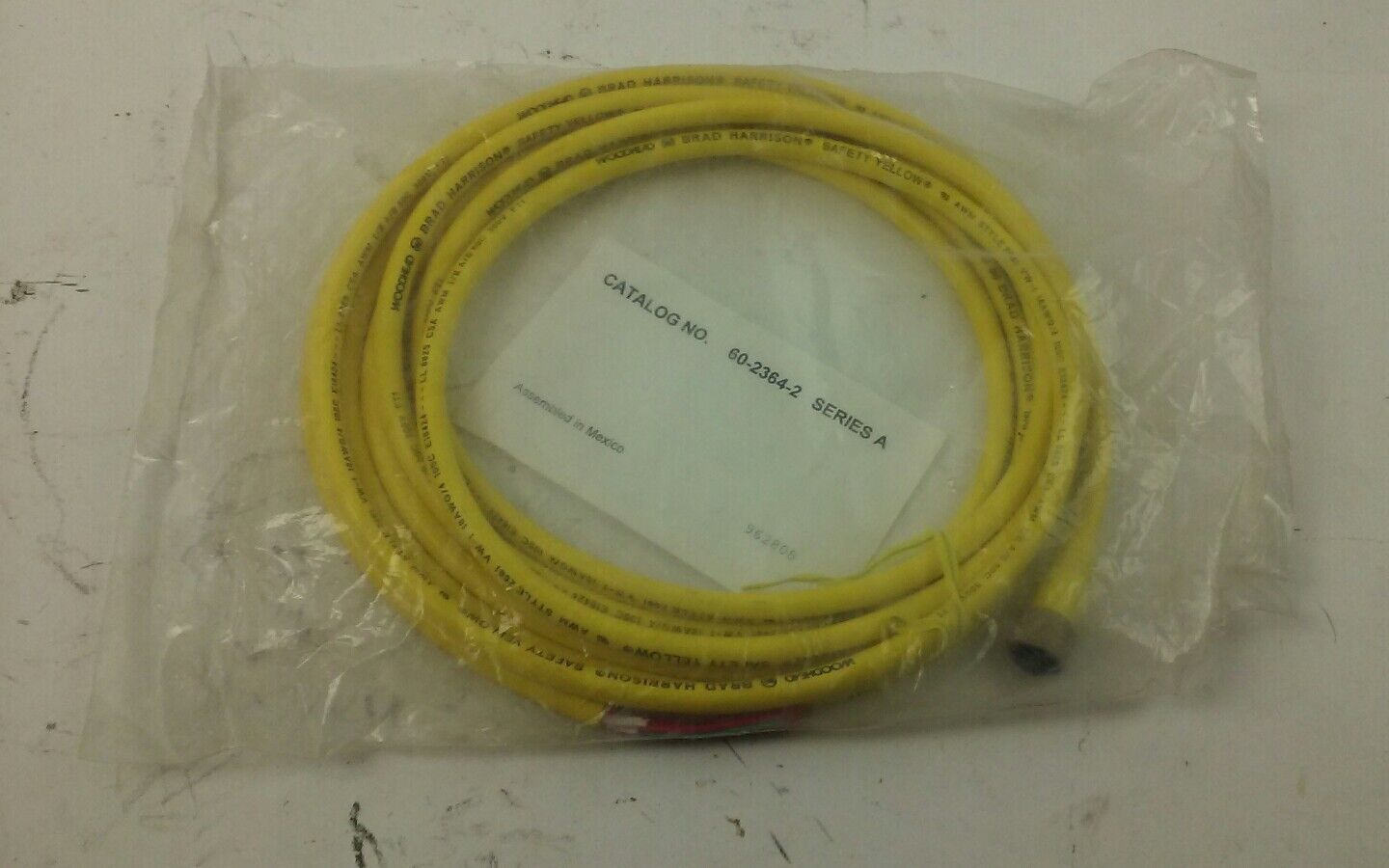 WOODHEAD- BRAD HARRISON CABLE CONNECTOR 60-2364-2, 18AWG/4 105C, 300V, NEW