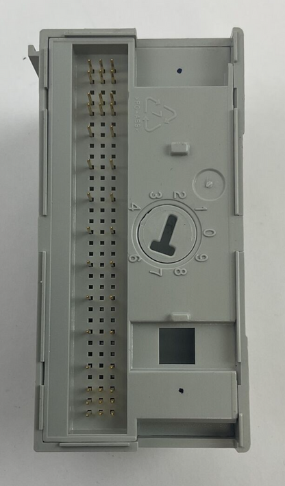 ALLEN BRADLEY 1794-OB16 SOURCE OUTPUT 24VDC SER.A REVA02 F/WREV. BLANK**LOTOF7**
