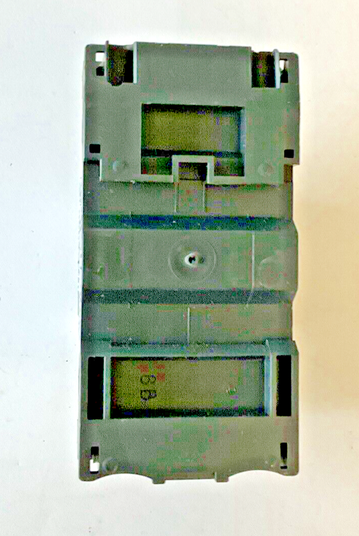 TELEMECANIQUE SQUARE D GV2-RT08 2.5-4A CIRCUIT BREAKER 600VAC