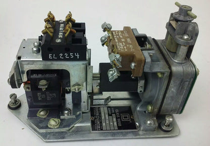 SQ. D CLASS 9050 TYPE RO-12E SER.A, AC PNEUMATIC TIMING RELAY, 110V,60HZ,15A,NEW