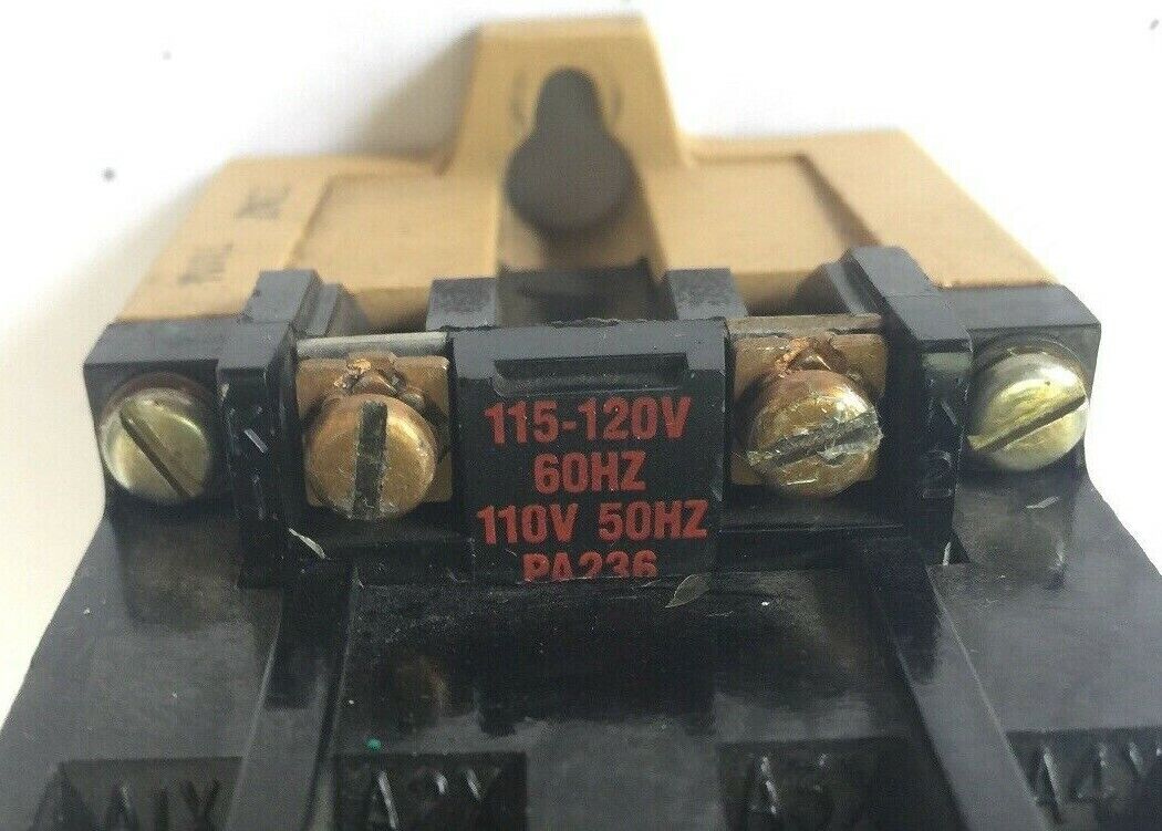 ALLEN BRADLEY 700-P800A1 AC RELAY SER B 600VAC COIL 115-120V 60HZ 700-PC40 SER A