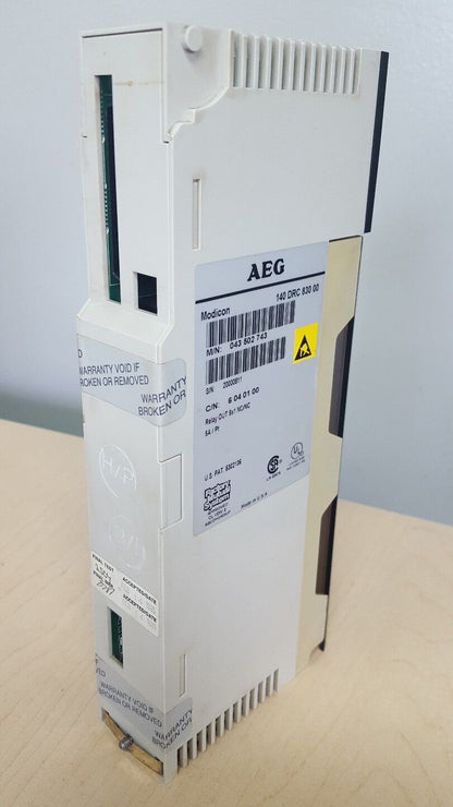 AEG MODICON 140 DRC 830 00 RELAY OUTPUT MODULE 8X1 NO/NC 01.02