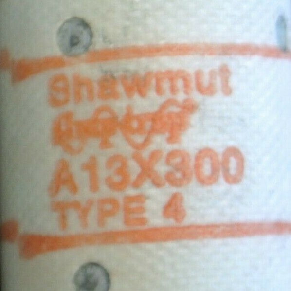 LOT of 7 / SHAWMUT A13X300 AMP-TRAP® FUSE / 300A / 130V / NEW SURPLUS