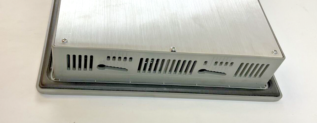 ALLEN BRADLEY 2711P-T10C21D8S PANELVIEW PLUS SER.B 24VDC DIR/VER:10001879456/03