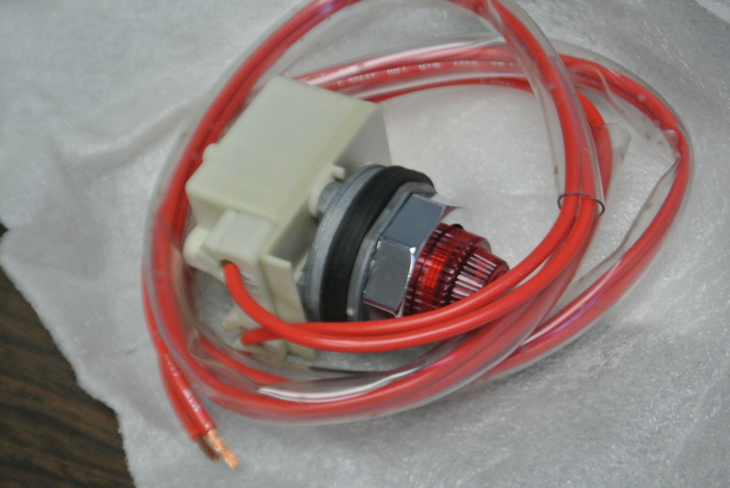 SQUARE D / 9999 SP28R PILOT LIGHT KIT / RED / TYPE S / SIZE 00-4 / NEW SURPLUS
