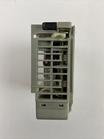 ALLEN BRADLEY 1769-OA8 SER A REV 1 F/W REV 1.1 8PT 85-264VAC OUTPUT MODULE