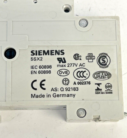 SIEMENS *LOT OF 3*- 5SX21 - CIRCUIT BREAKERS - D1,6 15 Amp 1 Pole - 230/400V