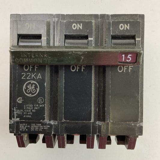 GE THHQB32015 15AMP 240VAC 3POLE CIRCUIT BREAKER 22KA