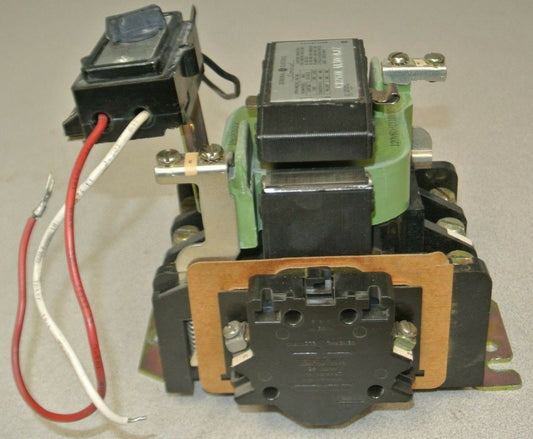 GENERAL ELECTRIC CR260L41300AJZ LIGHTING CONTACTOR / 110-120V COIL