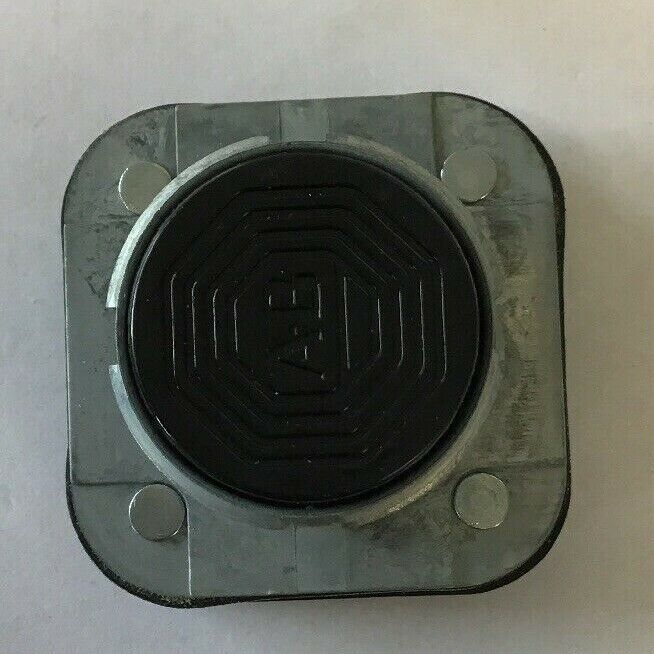ALLEN BRADLEY 800T-A2 FLUSH HEAD PUSH/BUTTON TYPE 4,13 SERIES