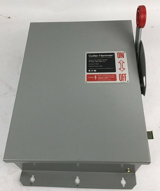 CUTLER HAMMER DH661FDK HEAVY DUTY 30AMP 600V 6POLE FUSIBLE DUSTTIGHT TYPE 12