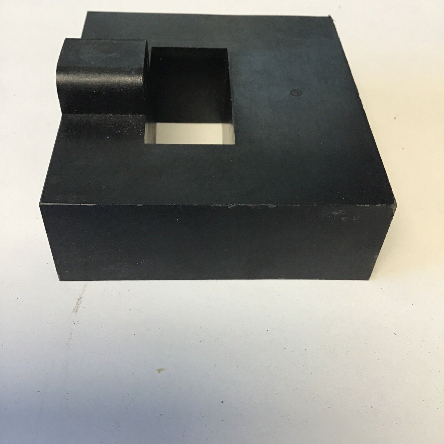 YASKAWA CONTROLS UND-600/600 4V/600AT
