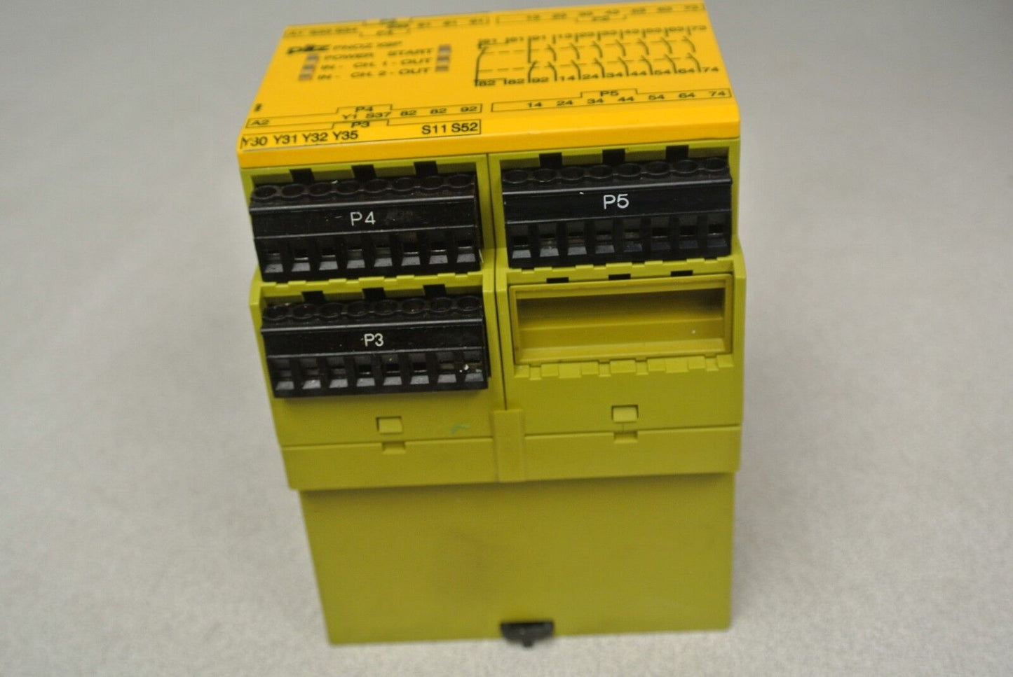 PILZ PNOZ X9P - SAFETY RELAY - 24VDC, 7 N/O, 2 N/C, 2 SO - 5.5W