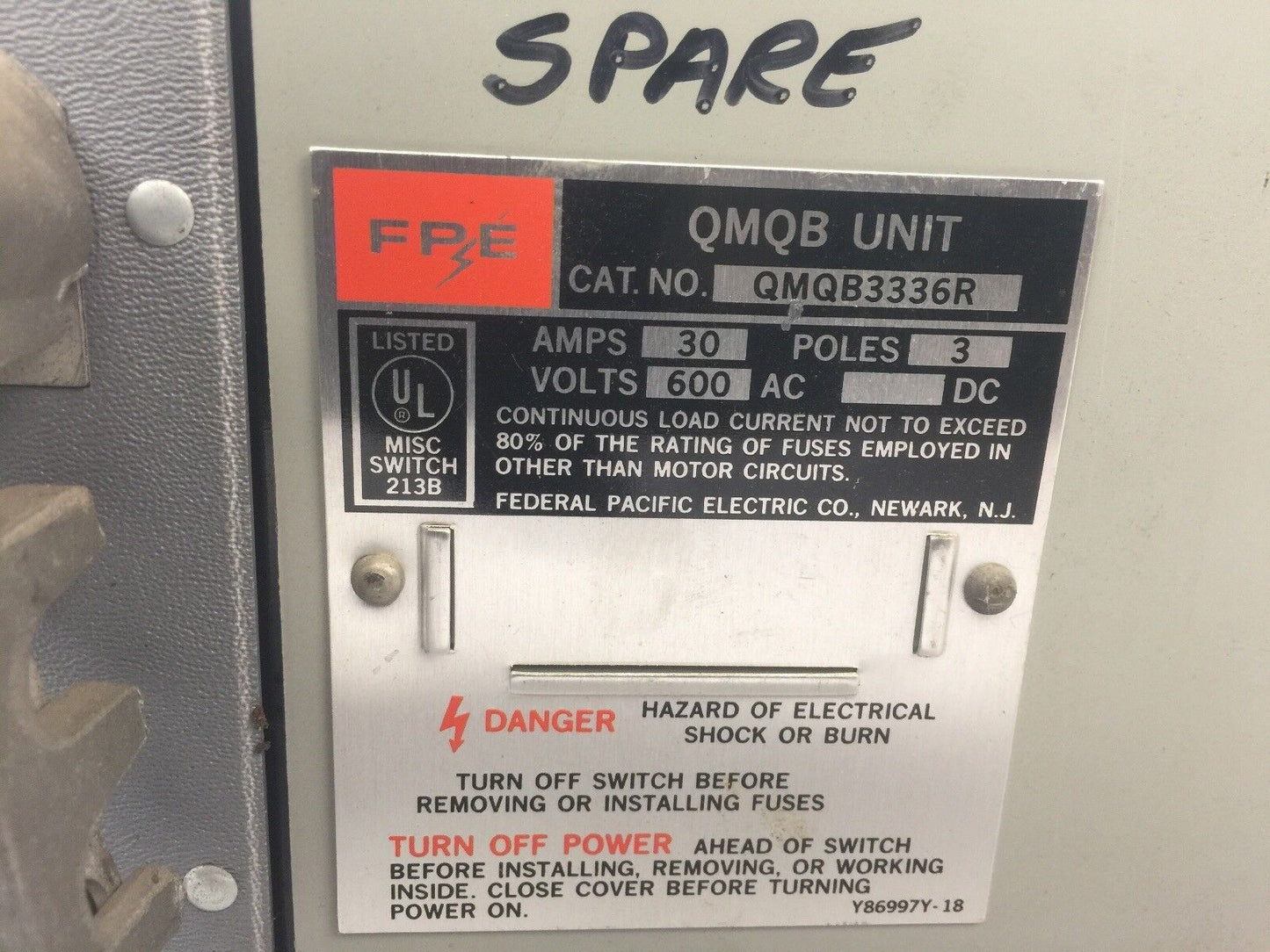 FPE QMQB3336R FUSIBLE TWIN PANELBOARD SWITCH 600VAC 30A 3 POLE