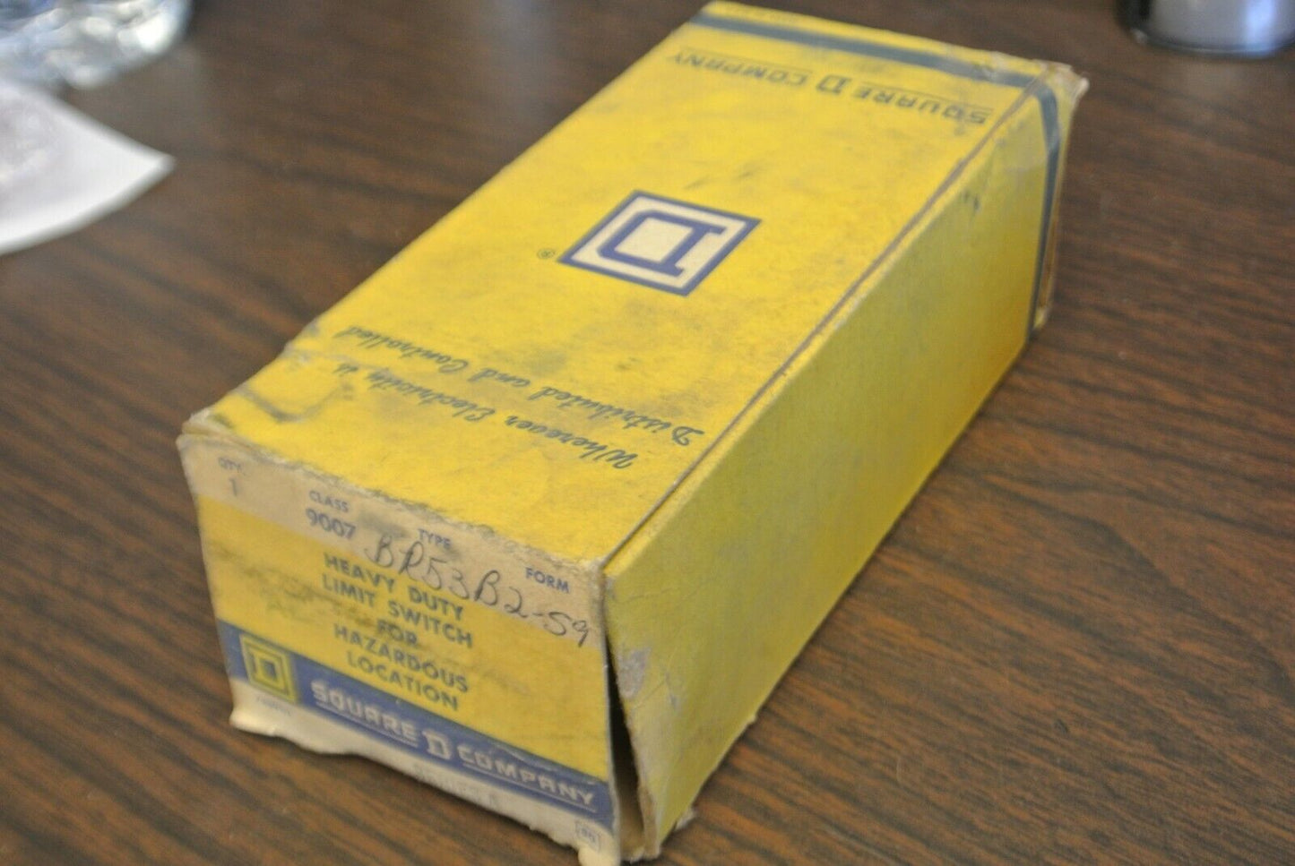 SQUARE D 9007 BR53B2-S9 HEAVY DUTY LIMIT SWITCH for HAZARDOUS LOCATION