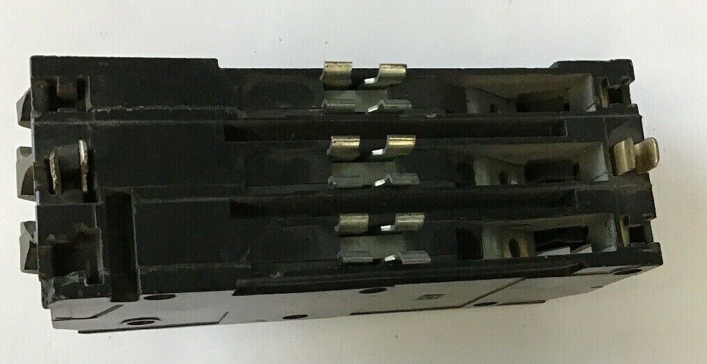 SQUARE D Q1 100AMP CIRCUIT BREAKER 240VAC 3POLE