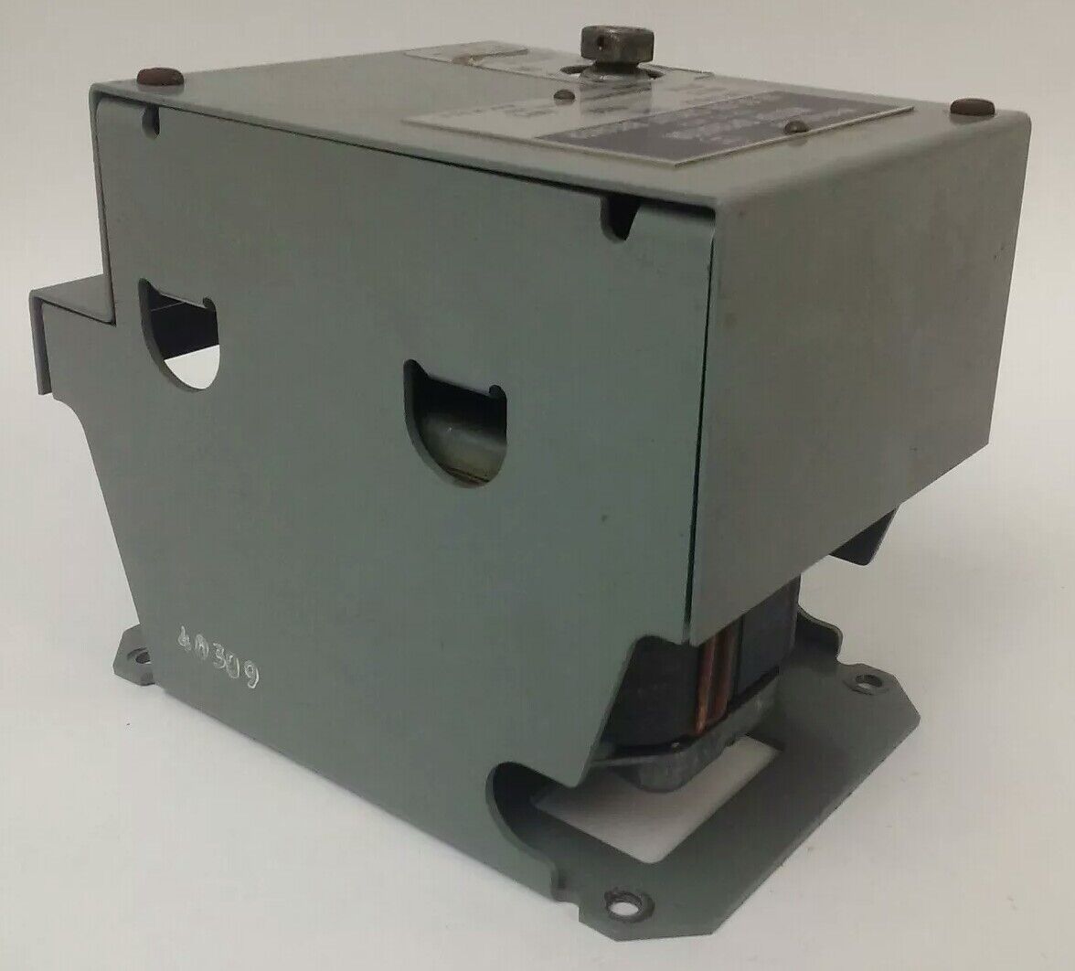 WESTINGHOUSE TYPE FB-EHB-EB 656D148G01 120V 60HZ 2.3A 147P372H01A MOTOR OPERATOR