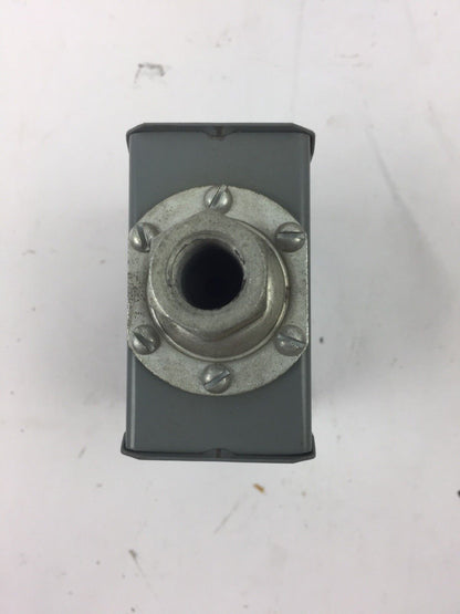 CUTLER HAMMER 10017H4D PRESSURE SWITCH W/O PUL. ORIFICE OPEN 40 LBS CLOSE 20 LBS