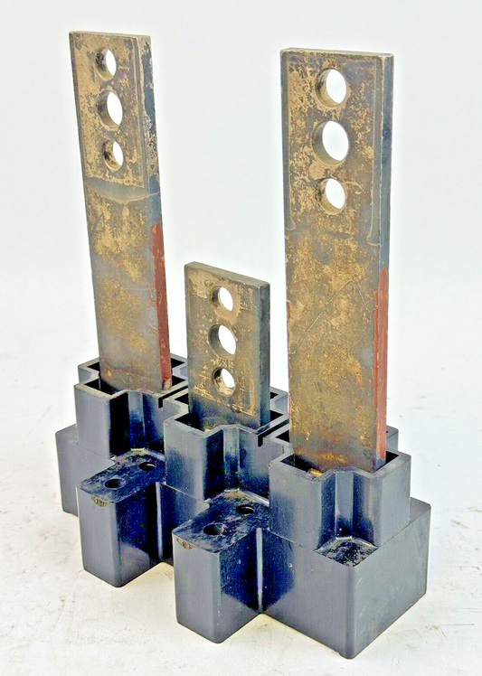 GE - TK63PD2 - PLUG-IN MOUNTING BASE ASSEMBLY - K1200 LINE, TYPE TK