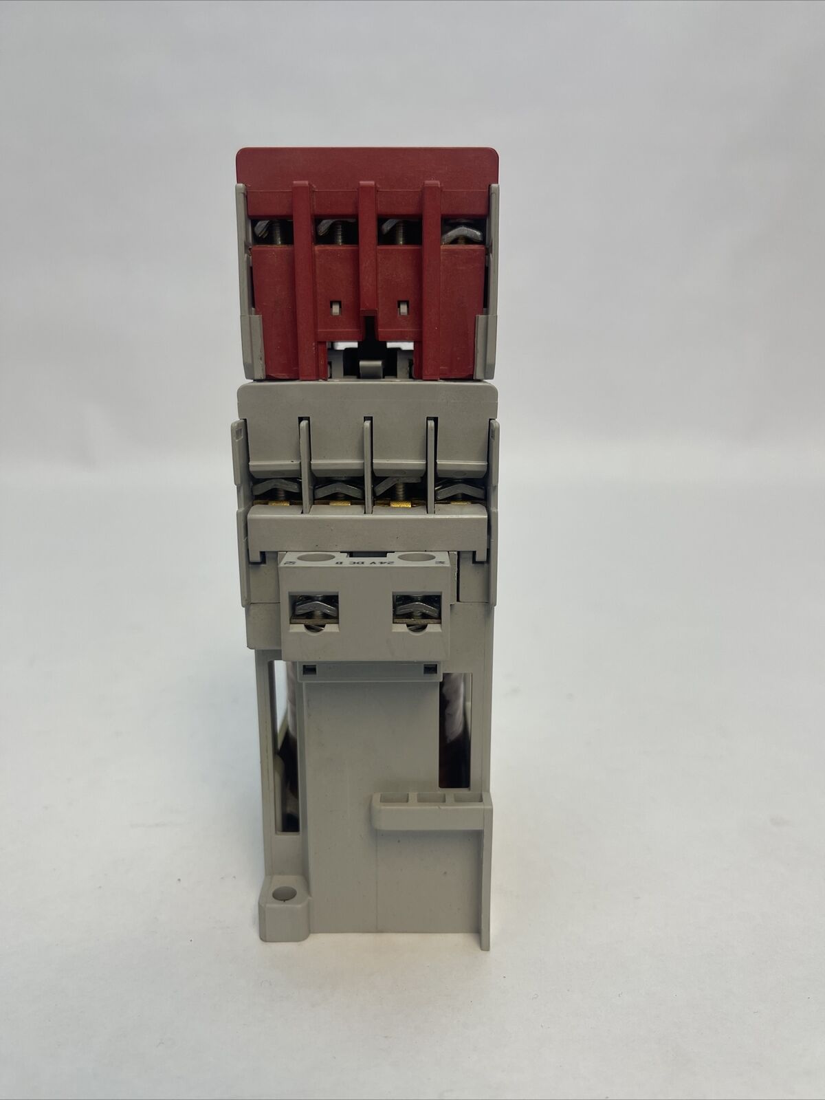 ALLEN BRADLEY 100S-C09DJ14C (100-C09D*10 600VAC 25A 7.5HP COIL 24VDC 100S-F)