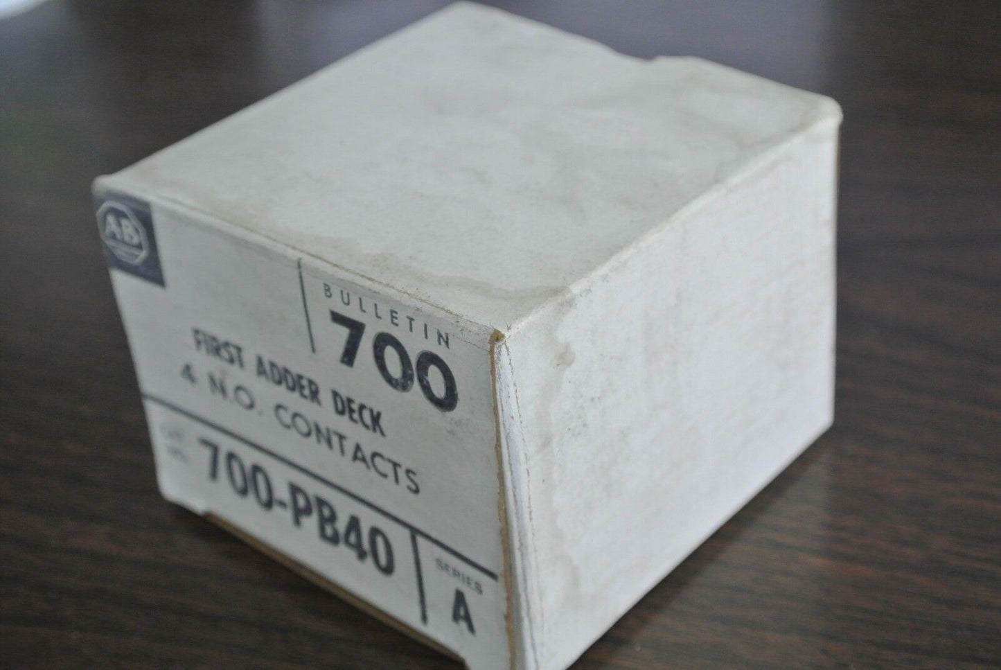 ALLEN-BRADLEY 700-PB40.Ser A TYPE P FIRST ADDER DECK 4 N.O. CONTACTS NEW SURPLUS