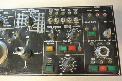 FANUC CONTROL PANEL / WITH KEY / PART NUMBER UNKNOWN