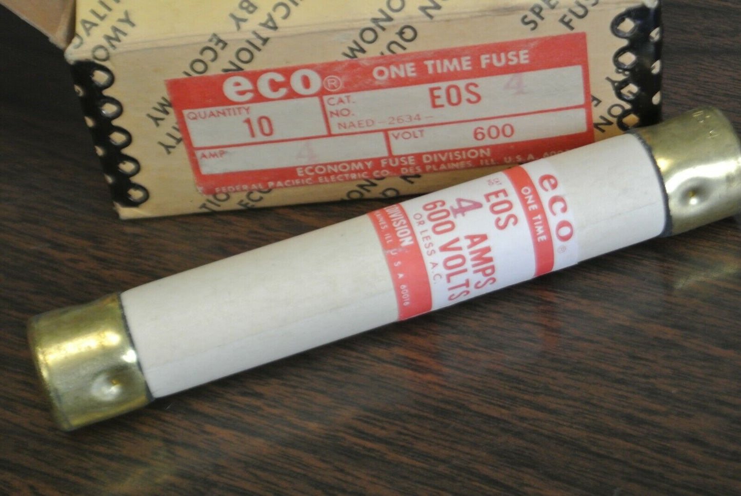 BOX of 10 / ECONOMY / ECO EOS-4 ONE-TIME FUSE / 4A / 600V / NEW SURPLUS