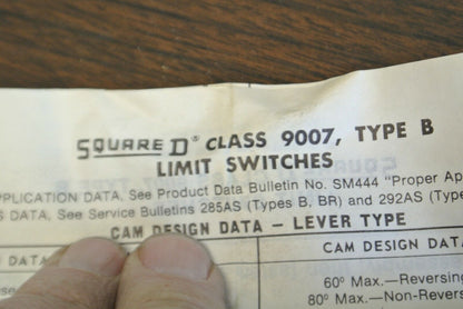 SQUARE D 9007 BO52A Ser. A / HEAVY DUTY LIMIT SWITCH / NEW SURPLUS in BOX